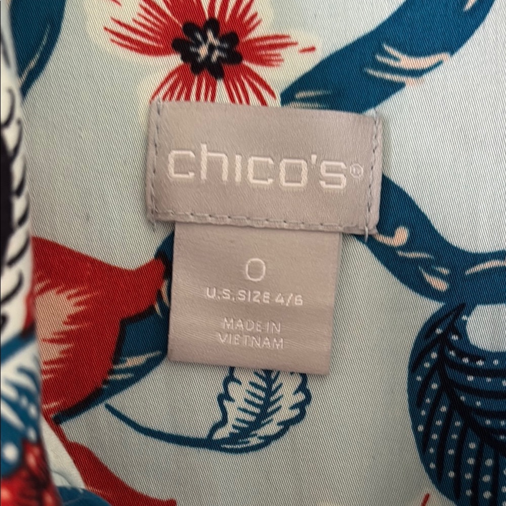 Chico's Button Front Blouse with Vibrant Tropical Floral Print BOHO Summer - Picture 2 of 10